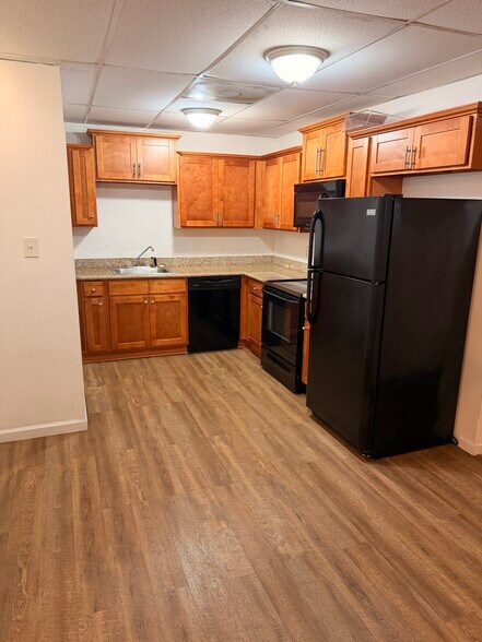 Building Photo - 4411 Chastant St