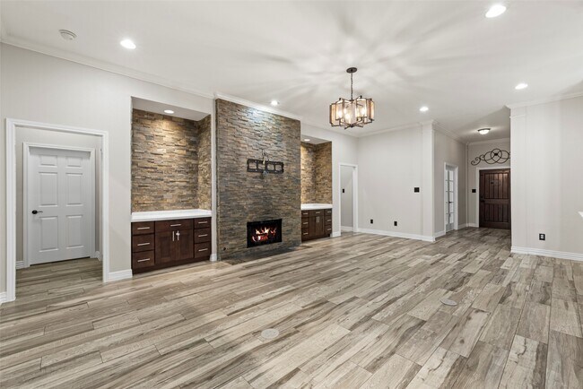 Building Photo - 30 Crestview Trail