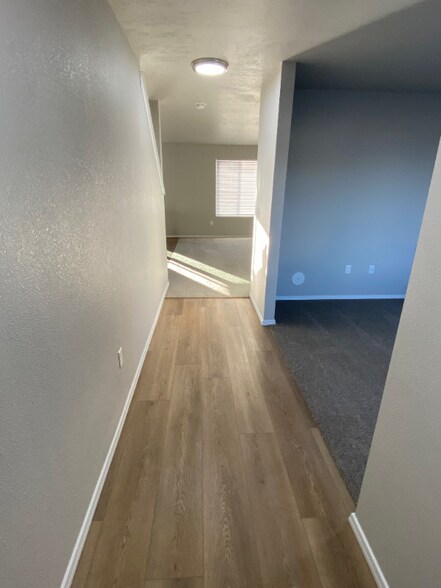 Building Photo - 1725 SW Miner St