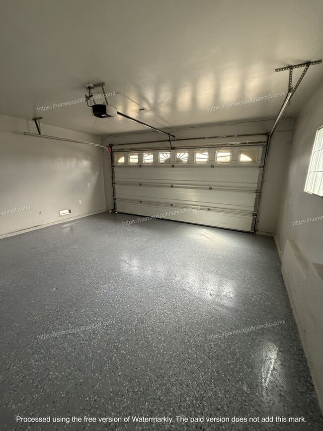 Building Photo - Nice Home For Rent