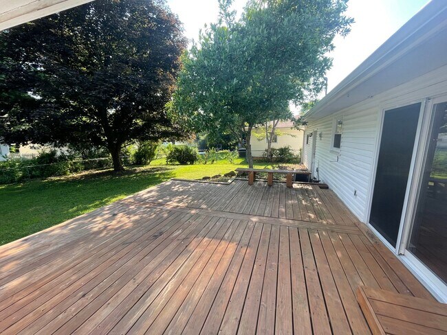 Building Photo - Beautiful 4 bed home