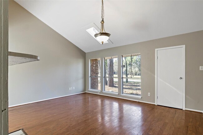 Building Photo - 14410 Louetta Rd