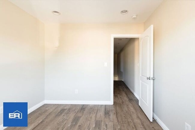 Building Photo - 3 Bed Home in Los Angeles CA for Rent 90033 Garage Available