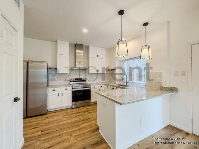 Building Photo - 4217 Red Spruce Ln