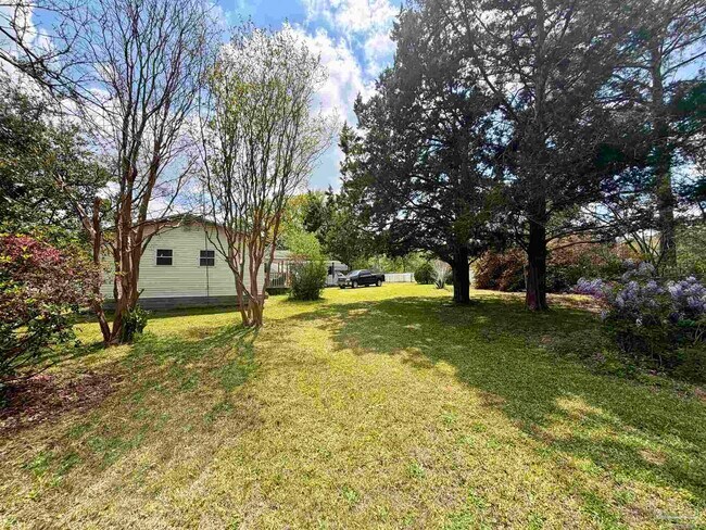 Building Photo - 8816 Gibson Rd
