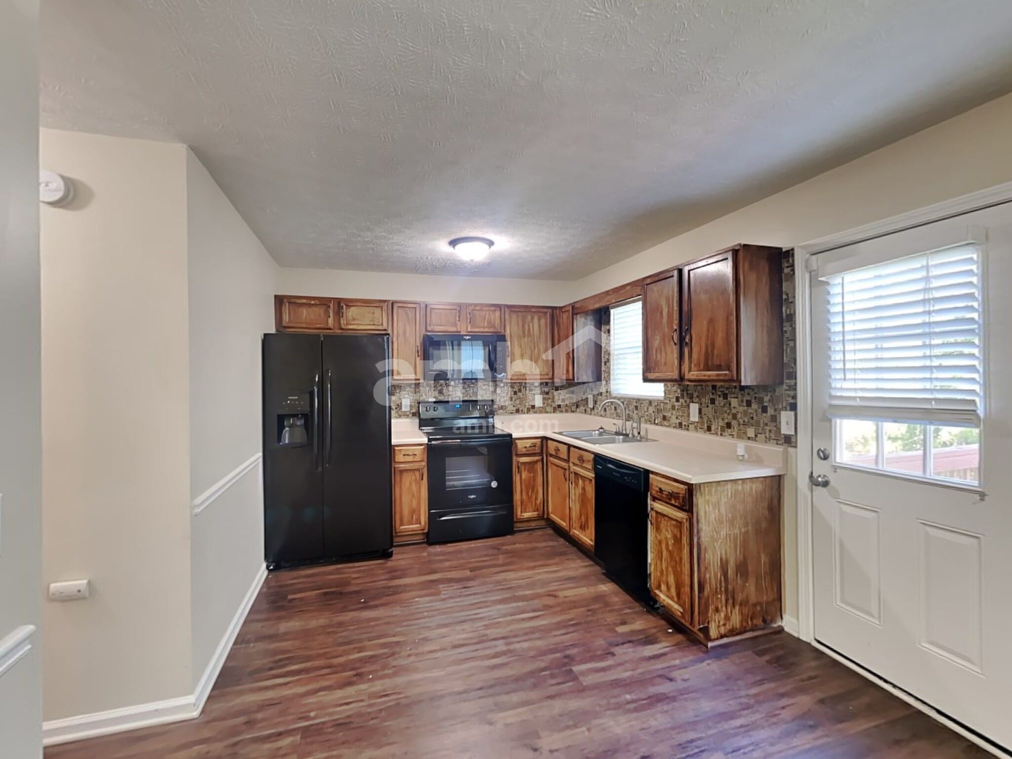 Building Photo - 1509 Locomotive Dr NE