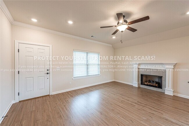 Building Photo - 142 N Broyles Ave