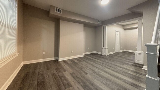 Building Photo - Bright 3BR with Sleek Vinyl Flooring & Modern Kitchen