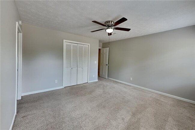 Building Photo - 3681 Bittercreek Way SW