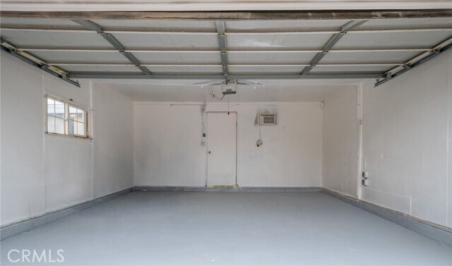 Building Photo - 20756 Saticoy St