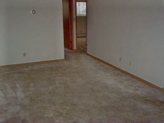 Building Photo - 2523 N Garfield Ave