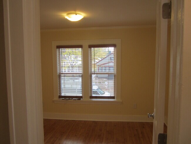 Building Photo - 3942 Emerson Ave N