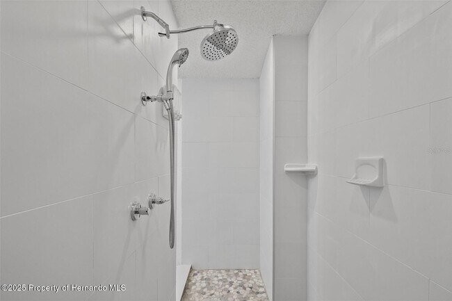 Building Photo - 6901 Richard Dr