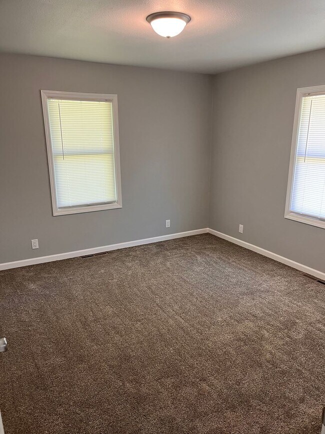 Building Photo - Very Nice 3 Bedroom home in great location!