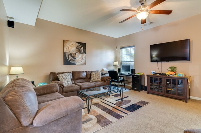 Building Photo - 309 Parmley Ln