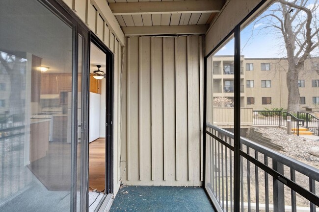 Building Photo - 4101 Parklawn Ave