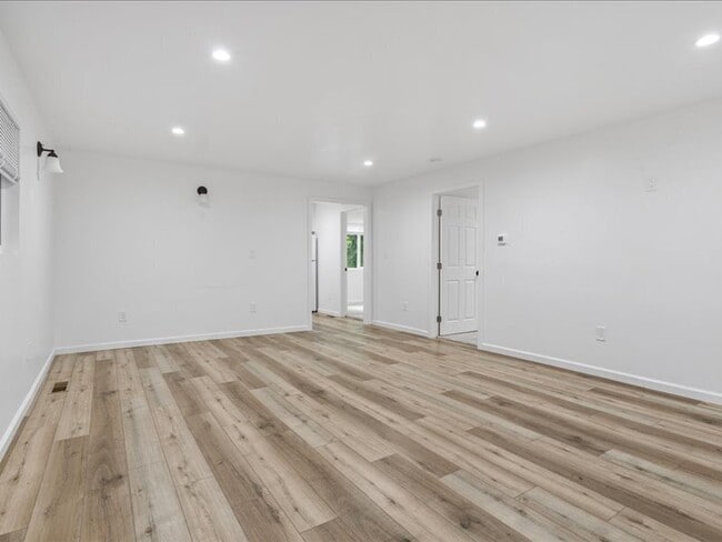 Building Photo - 14842 Canyon 1 Rd