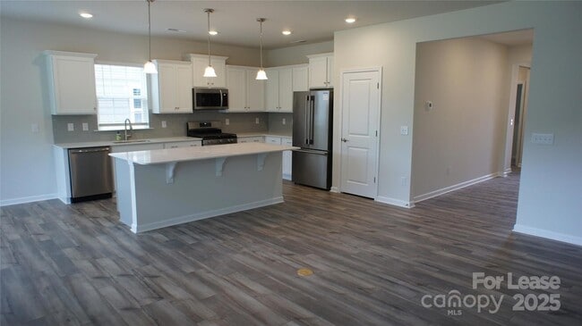 Building Photo - 137 Pampas Pl