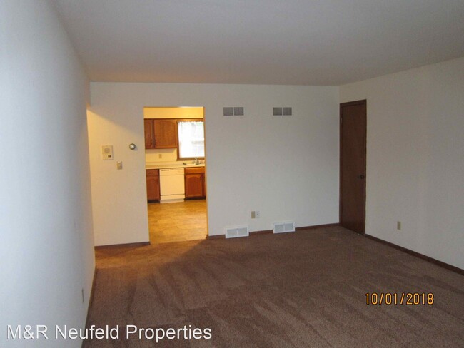 Building Photo - 7210 N Port Washington Rd