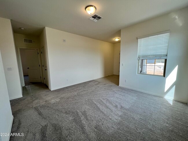 Building Photo - 2449 E Alonso Dr