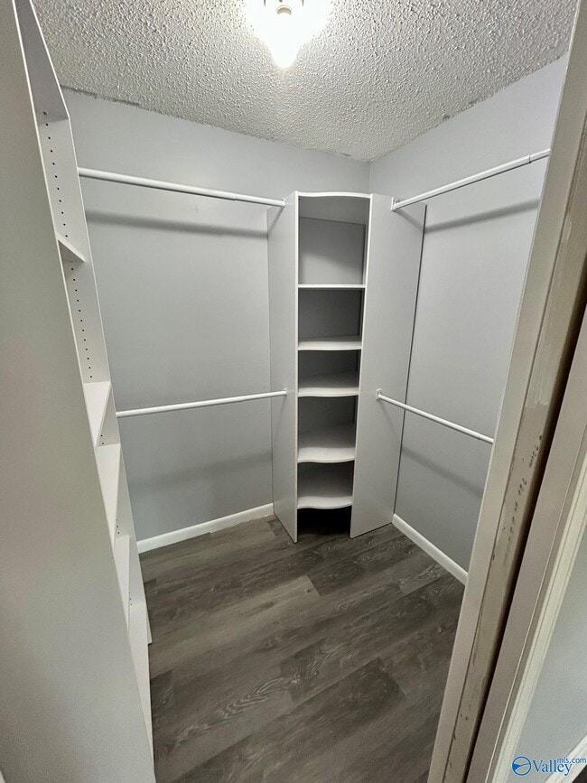 Building Photo - 5623 Alta Dena St SW