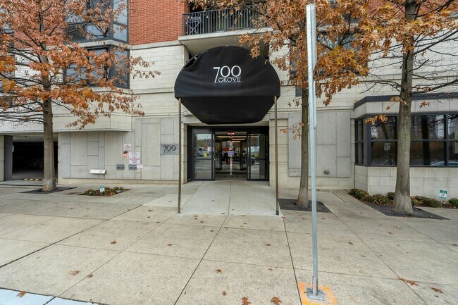 Building Photo - 700 Grove St
