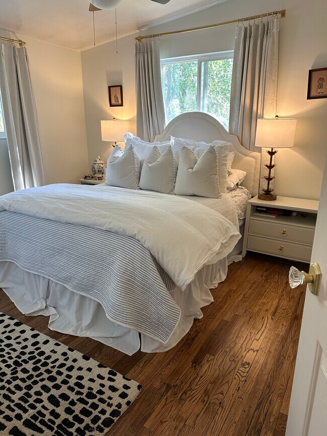 Bedroom 1 - 1471 E 22nd St