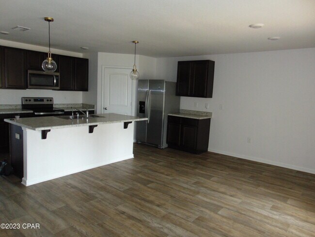 Building Photo - 105 Osprey Lake Rd