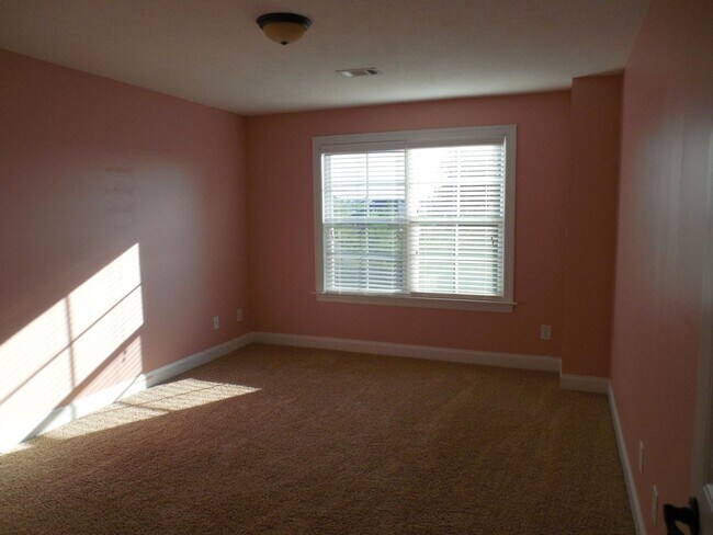 Building Photo - Available now in Chastain Place
