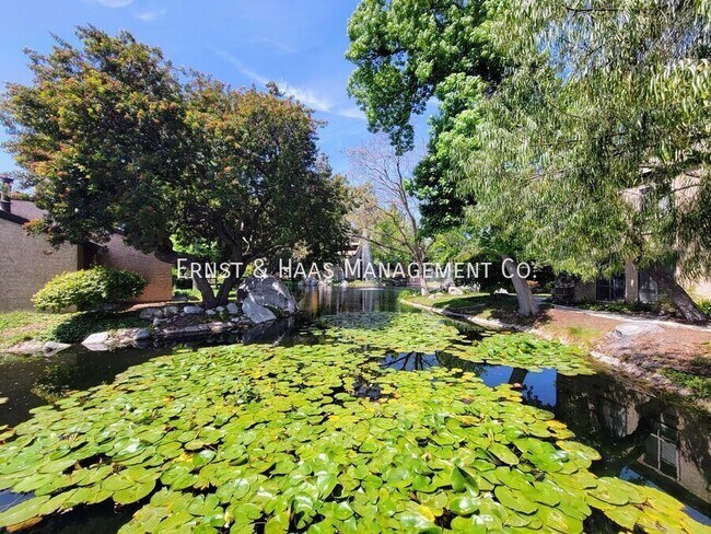 Building Photo - 7890 E Spring St