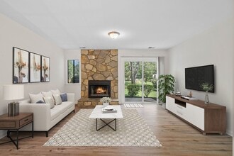 Building Photo - 4091 N Course Dr