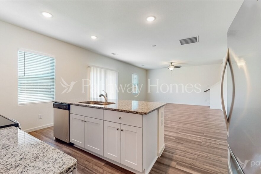 Building Photo - 1428 Ancer Wy