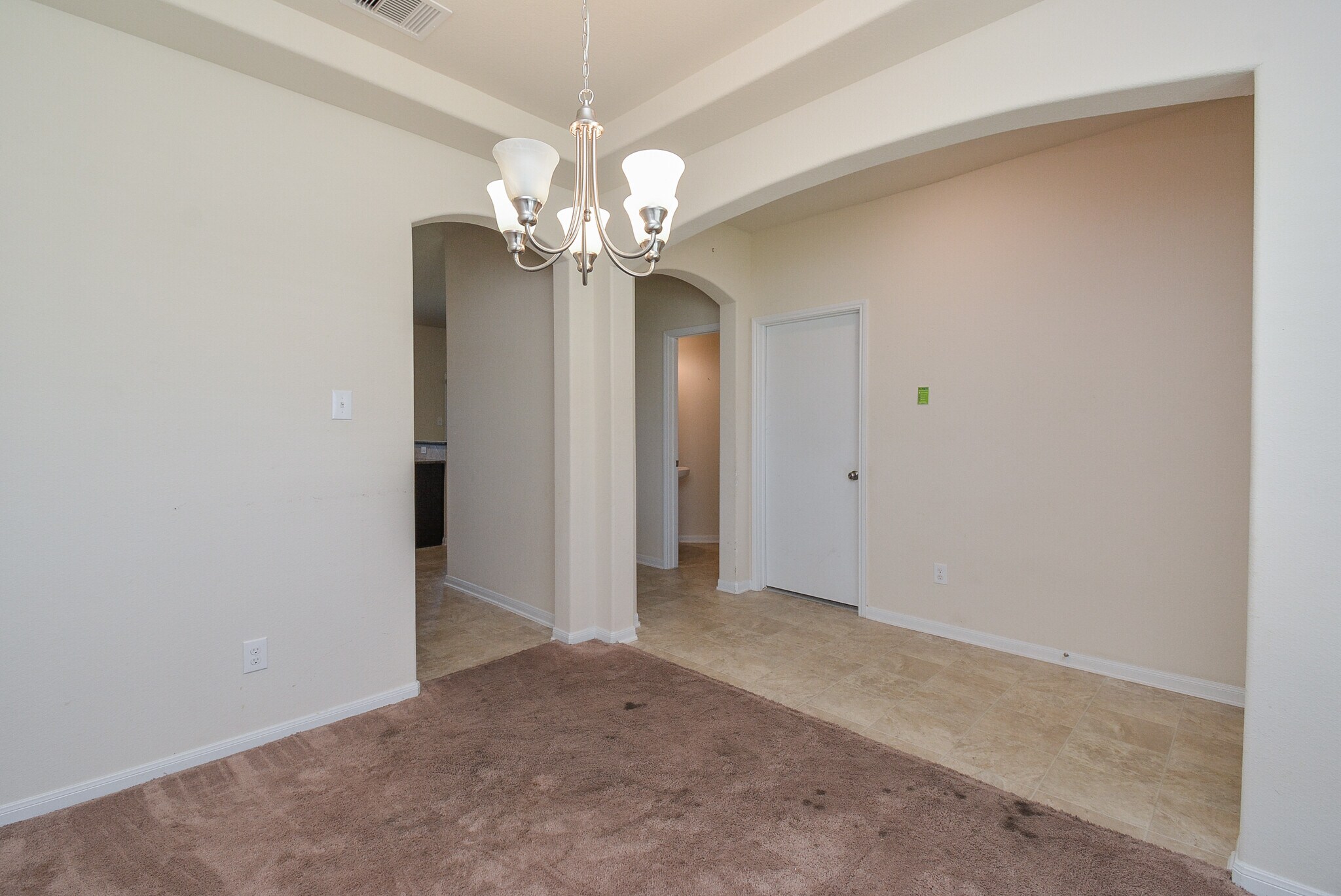 Building Photo - 2380 Elm Crossing Trail