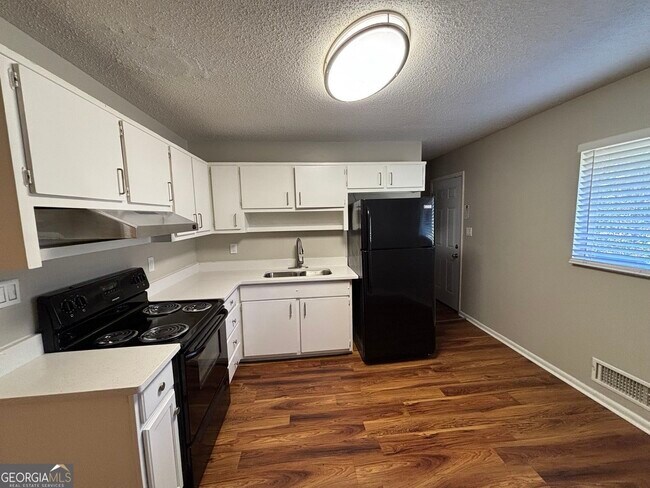 Building Photo - 8117 Attleboro Dr