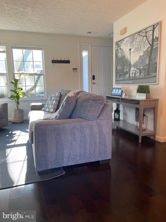 Building Photo - 2960 McGee Way