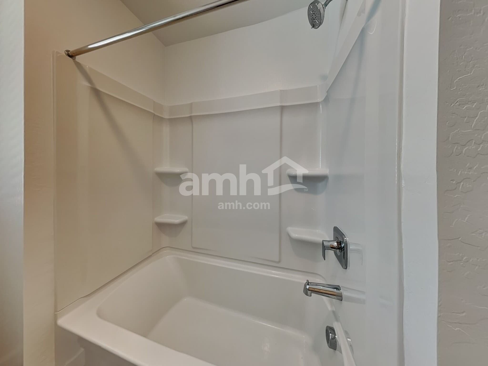 Building Photo - 9825 W Parkway Dr