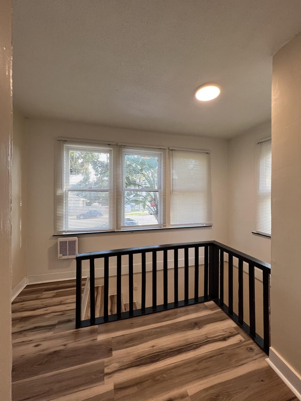 Building Photo - 1525 Landon Ave