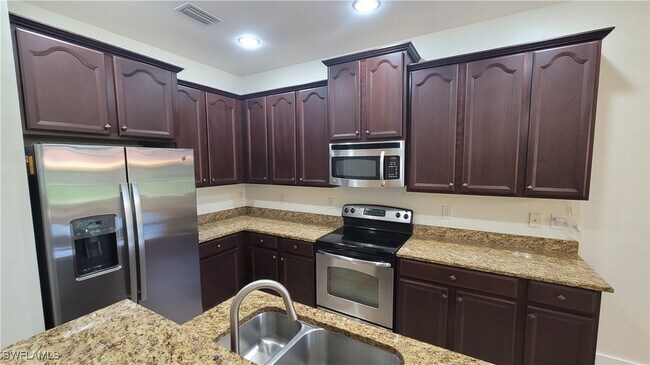 Building Photo - 2549 Verdmont Ct