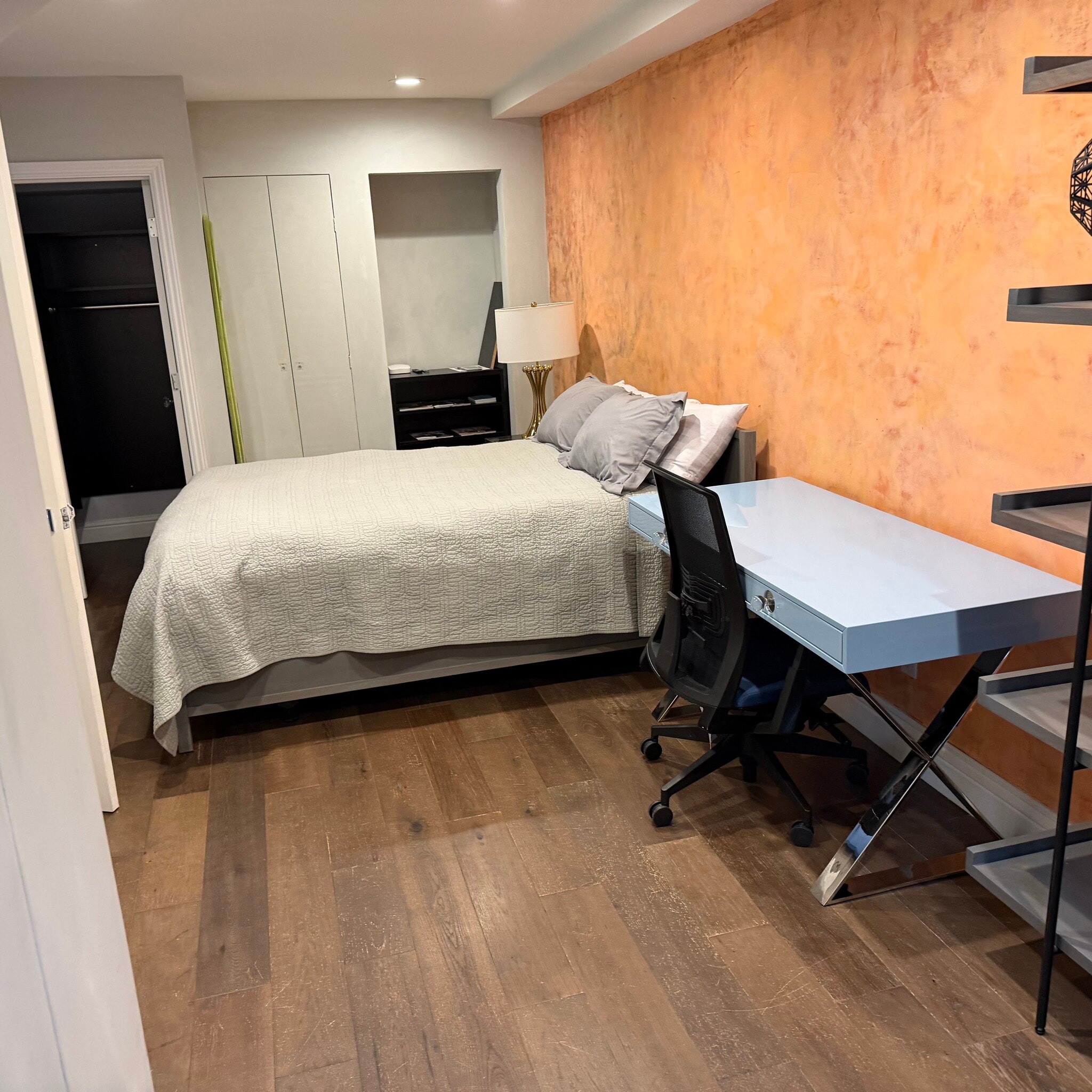 bedroom - 131 Wilmot St