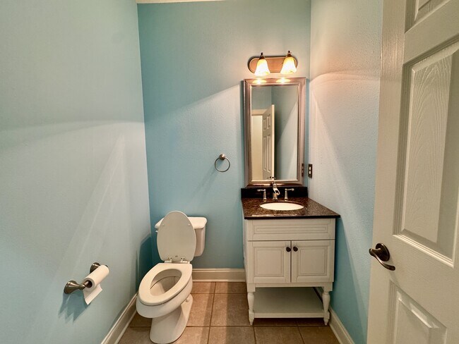 Building Photo - 106 Chota Landing Dr