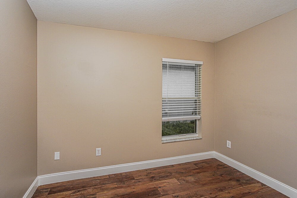 Building Photo - 10610 Navigation Dr
