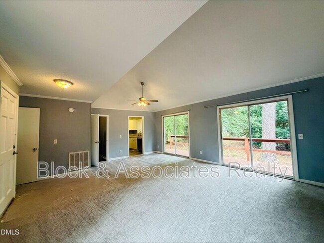 Building Photo - 378 Kittery Point Ln