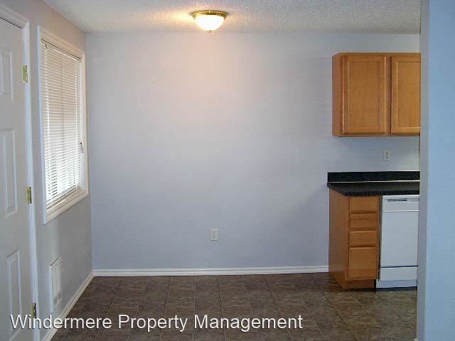 Building Photo - 1810 Texas St