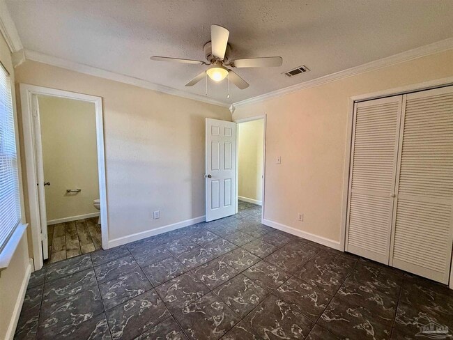 Building Photo - 3484 Willow Ln