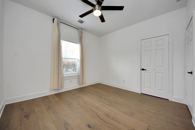 Building Photo - 2311 Canfield St