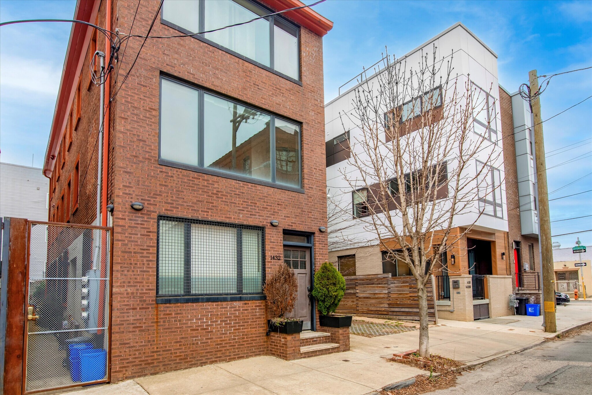 Building Photo - 1432 N Cadwallader St