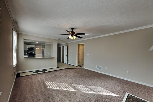 Building Photo - 1587 Casper Hill Dr