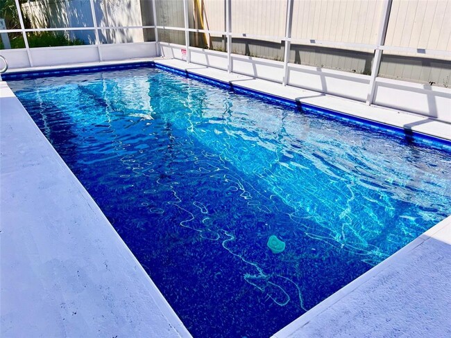 Building Photo - 7721 Heather St