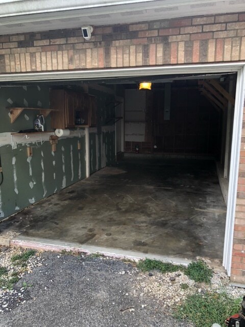Building Photo - 816 Kehrs Mill Rd