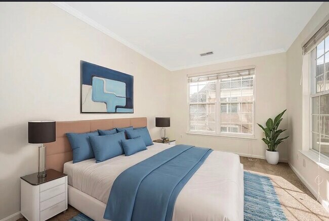 Building Photo - 8181 Carnegie Hall Ct